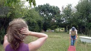 A t'on le droit de tondre le dimanche. Bricoler Tondre La Pelouse Des Horaires A Respecter