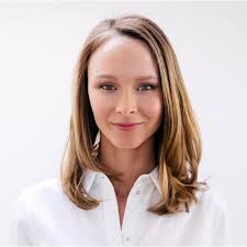 Brittany Darling's Instagram, Twitter & Facebook