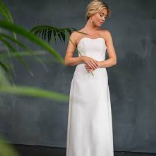 We did not find results for: Brautkleid Lillith Brautkleid Mit Corsage Und Uberrock Mit 3d Blattern Noni