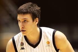 Get the latest nba news on bogdan bogdanovic. Bogdanovic U Atlanti Kao Nekad U Partizanu Srpski Bek Nosice Broj 13 Na LeÄ'ima A Dres