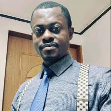 The Biola University community is grieving the loss of Professor Phil  Woodward, who devoted more than 34 years of his life teaching accounting to  Biola students in the Crowell School of Business. |