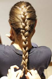 Come scrivere nel modo giusto. Come Fare La Treccia Che Parte Dall Alto Il Video Tutorial Bigodino