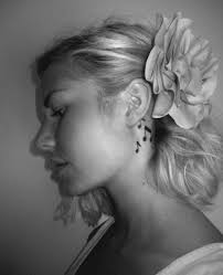 The temporary tattoos are simple and straightforward to apply. Music Note Tattoo Behind Ear 831 1024 Tatuajeclub Com