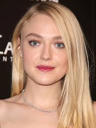 Ünlü oyuncu Hannah Dakota Fanning'in geçirdiği evrim görenleri şaşırttı!