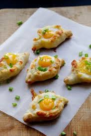 Mini Kachapuri Aux Oeufs De Caille Pour Un Aperitif Dinatoire Recettes De Cuisine Recette Apero Dinatoire Facile Aperitif Dinatoire