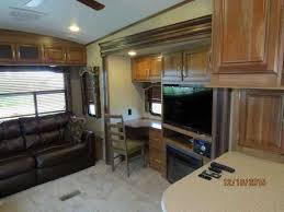 Let our member network help you find your dream unit so you can further enjoy the rv lifestyle! 2014 Used Keystone Montana High Country 343rl Fifth Wheel In Florida Fl Recreational Vehicle Rv 2014 Key Keystone Montana Rv Floor Plans Affordable Interiors