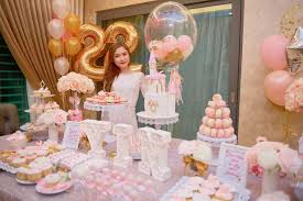 Pink White Gold Birthday Party Ideas Photo 1 Of 23 Birthday Party Decorations Gold Birthday Party Birthday Parties