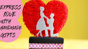 Alibaba.com offers 2,590 gift showpiece products. Easy Diy Gift Out Of Waste Diy Handmade Showpiece Youtube