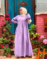Yeni Tesetture Girenler Icin En Guzel Ve Kombinlemesi En Kolay 15 Tesettur Elbise Modelini Mercek Altina Aldik Iste Yen Elbise Modelleri Elbise Cizgili Elbise