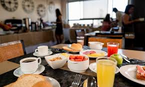 Para que tú puedas dedicarte a planear la manera de sorprenderla , nosotros nos encargamos de darte las mejores recetas para el desayuno del día de la madre. Spark Iquique Peixe