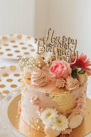 Le Gateau D Anniversaire De Mes Reves Chronique Bordelaise Gateau Anniversaire Gateaux D Anniversaire 25 Ans Gateaux D Anniversaire Elegants