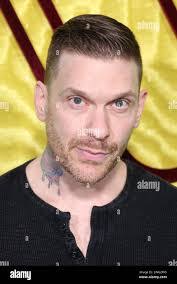 Brent Smith's Instagram, Twitter & Facebook