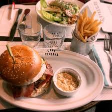 Cafe Central Paris Kid Friendly Cool Restaurant Kid Friendly Restaurants Paris Kids