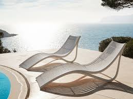 Download The Catalogue And Request Prices Of Ibiza Sun Lounger By Vondom Plastic Sun Lounger Design Eugeni Quitll Sun Lounger Daybed Design Outdoor Loungers