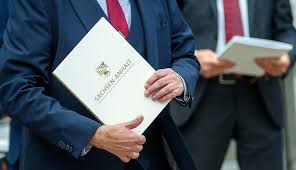 Mallorca schließt innenräume von gaststätten. Sachsen Anhalt Hochschulen Mussen Corona Soli Zahlen Forschung Lehre