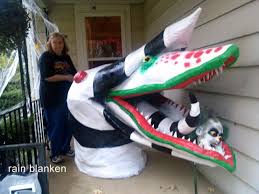 Diy beetlejuice sandworm ring holder подробнее. Facebook