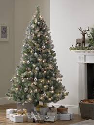 When to take a christmas tree down. This Is When To Put Up A Christmas Tree Your Tree Need To Knows