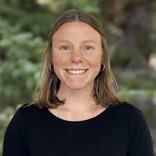 Courtney Stratton's Instagram, Twitter & Facebook