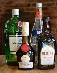 Illy coffee machines are a perfect choice for those who love having their beverage as they get to work. Raffles Original Singapore Sling Recipe Viet World Kitchen