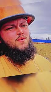 Seems a wee bit suspicious #breadstickricky #fyp