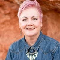 Glenda Chisholm's Instagram, Twitter & Facebook