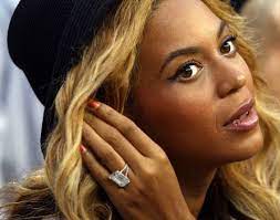 Vind fantastische aanbiedingen voor ring 24 ct. The Most Expensive Celebrity Engagement Rings Ever