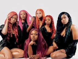 Bff Best Friend Photoshoot Ideas Black Girls Follow To See More Amourrxkay 21st Birthday Photoshoot Friend Photoshoot Business Photoshoot