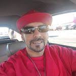 Samuel Siqueiros's Instagram, Twitter & Facebook