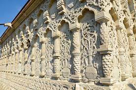 In 1643, the first volume ever printed in moldavia was issued in iaşi. Documentar MÄƒnÄƒstirea SfinÅ£ii Trei Ierarhi Din Iasi O Simfonie A Artelor In RugÄƒciune AgenÈ›ia De PresÄƒ Rador