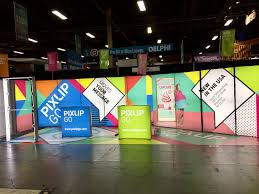 Exhibit Booth At Exhibitor Live In Las Vegas Frontview Displays In Row 1000x2000mm Counters 1000x1000mm Stri Exhibition Design Exhibition Exhibition Stand