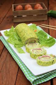 E' un piatto sfizioso e facile da fare, io me lo portavo sovente a lavoro, aggiungendo un frutto diventa un. Rotolo Di Frittata Alle Zucchine Con Prosciutto Cotto E Philadelphia Cibo Che Passione