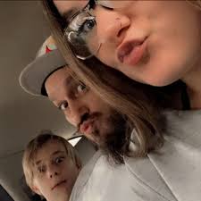 In need of free or super cheap microwave 🙏🏻🙏🏻