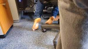 Voyeur sex video with amazing teenage naked feet in it - Feet9 HD phone wallpaper