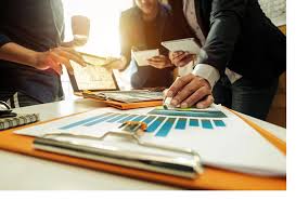 Due diligences und transaktionsberatung von großen unternehmen bei ernst & young. Banken Muller Mooseder Unternehmensberatung