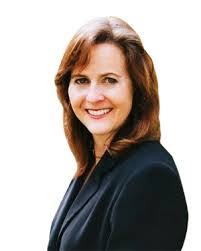 Pamela Evans's Instagram, Twitter & Facebook