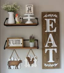 You make this by simply these music themed kitchen signs are so fun and whimsical and will definitely spruce up your farmhouse kitchen. 27 Cozy Rustic Kitchen Wall Decor Ideas Digsdigs