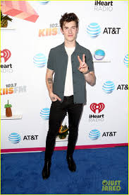 Maybe you would like to learn more about one of these? Ariana Grande Shawn Mendes Meghan Trainor Hang Out At Wango Tango 2018 Photo 1163798 5 Seconds Of Summer Ariana Grande Cierra Ramirez James Maslow Logan Henderson Marshmello Meghan Trainor Sabrina