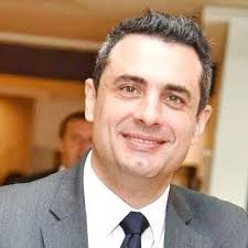 A fundação jmj utiliza cookies próprias e de terceiros para permitir que o website funcione corretamente (cookies necessários), bem como para recolher dados de navegação (cookies analíticos). Carlos Antunes Eng Sahic