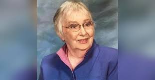 Mary Houze's Instagram, Twitter & Facebook