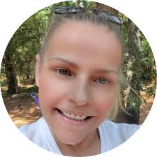 Connie Clanton's Instagram, Twitter & Facebook