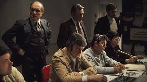 Résultat de recherche d'images pour "network : main basse sur la télévision récompenses"