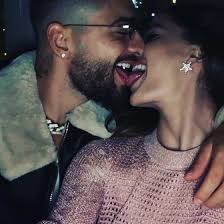 Maluma and girlfriend natalia barulich are living that california dream! Maluma S Gf Natalia Plastic Girl Reviews Facebook