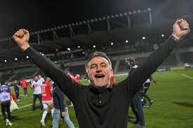 « on a vu la ferveur des supporters devant le stade mais aussi les j'apprécie vraiment galtier qui au delà de ses qualités d'entraîneur indéniables a des vraies valeurs humaines. Xtehl8cr9fjr2m