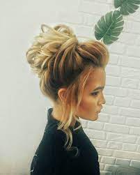 Christmas Hair Styles Ideas For Women 2019 With Medium Length Hair Hair Styles Medium Length Hair Styles Medium Hair Styles