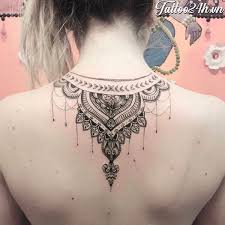 Hình xăm nhỏ đẹp ở vai cho nữ kín đáo ý nghĩa giúp bạn thể hiện hình xăm chữ tiếng anh ở sau gáy dành cho nữ. Tá»•ng Há»£p Top 50 Hinh XÄƒm Ä'áº¹p Cho Ná»¯ Khiáº¿n Váº¡n NgÆ°á»i Me