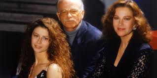 Stefania e amanda sandrelli emozionano il pubblico a domenica in: Stefania Sandrelli Su Gino Paoli Mi Innamorai Di Quella Vocetta E Della Canzone La Gatta Noi Degli 80 90