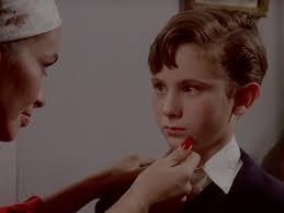 De citit & văzut pentru vacanța de vară: o listă de ecranizări și cărți