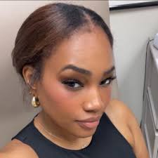 Custom cakes with whipped cream frosting recommendations?