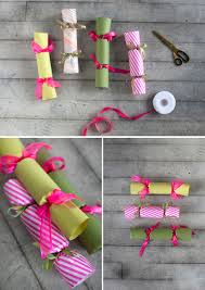 The traditional christmas cracker can be compared to the chinese fortune cookie, but crackers are much more fun. Christmas Crackers Diy