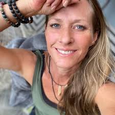 Amy Blackwell (@amyblack.70) • Threads, Say more